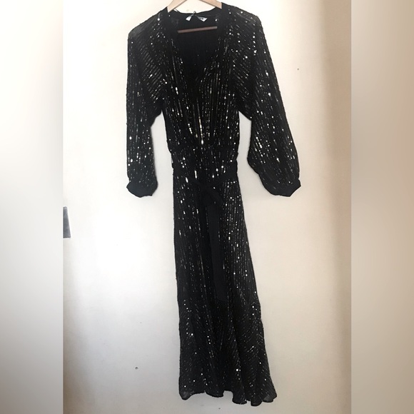ZARA Limited Edition Sequin Dress - Picture 6 of 16